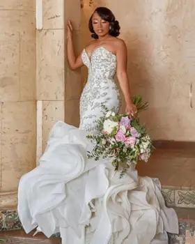 Элегантное свадебное платье 