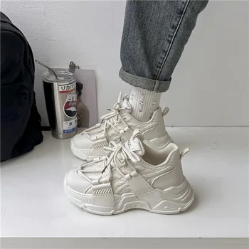 Модные маленькие белые туфли на толстой подошве для женщин, обувь для спорта и отдыха, Корейская версия, универсальная обувь с дышащей сеткой